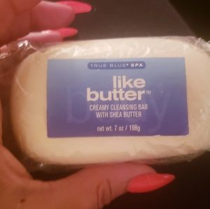 Bbw TrueBlueSpa Like Butter Creamy Cleansing Bar